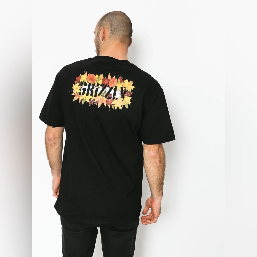 Grizzly Griptape Men’s Seasonal Stamp T-Shirt in Black Size S